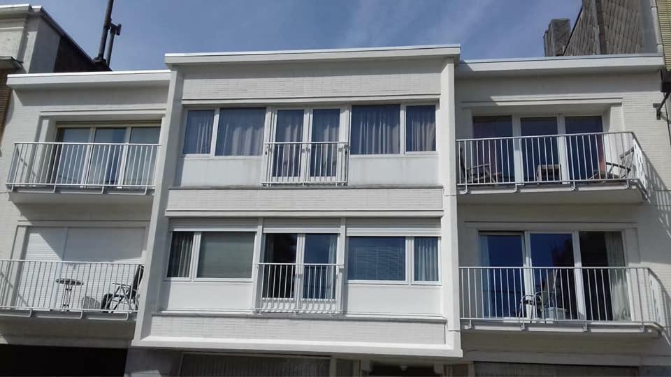 Studio Azur Oostende Luaran gambar